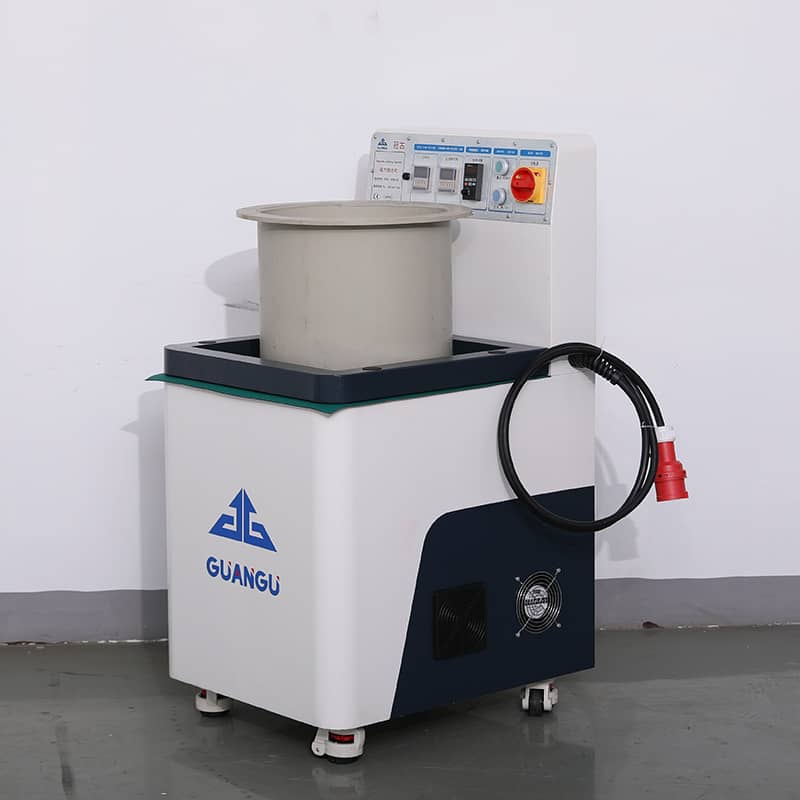 BrnoSMALL MAGNETIC POLISHING MACHINE GG8520